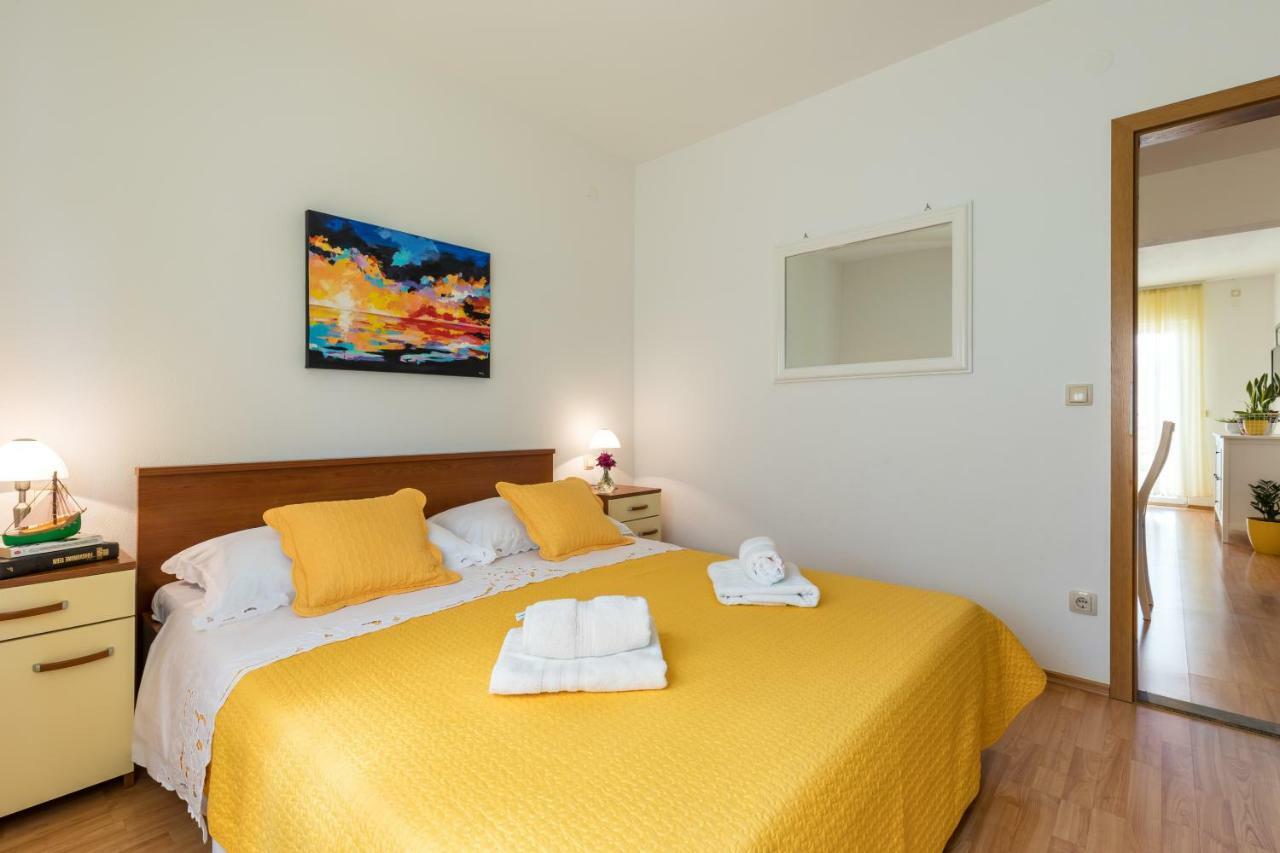 Apartments Rogulj Trogir Eksteriør bilde