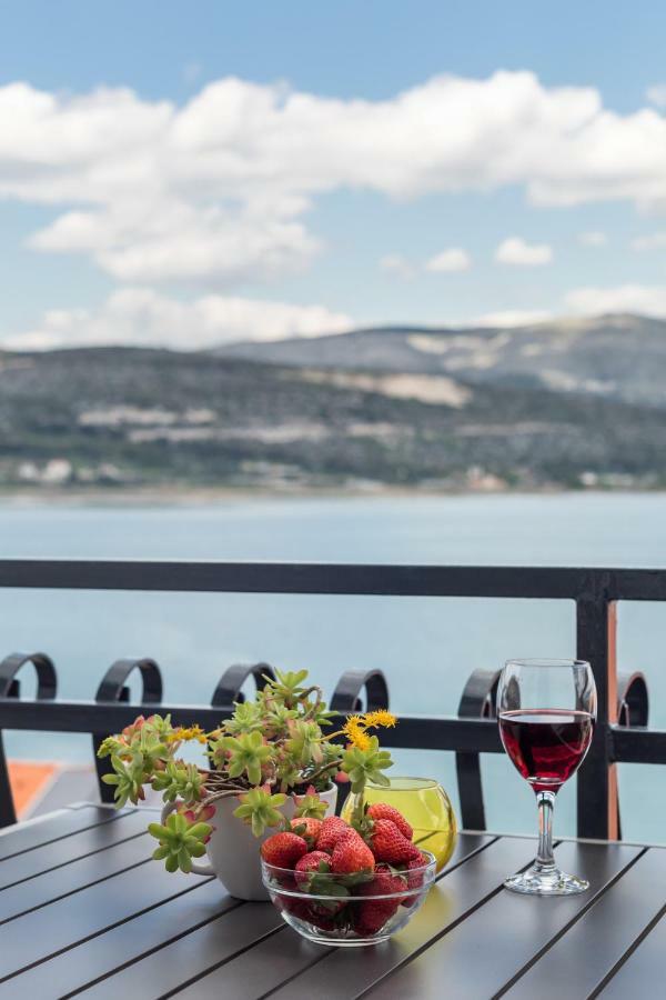 Apartments Rogulj Trogir Eksteriør bilde