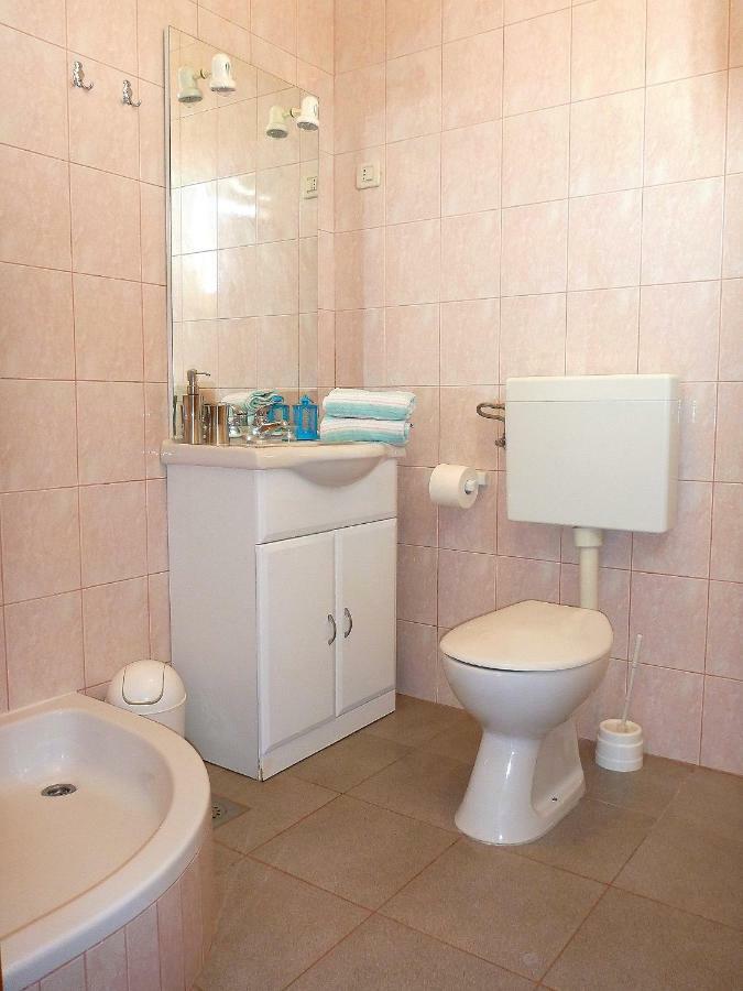 Apartments Rogulj Trogir Eksteriør bilde
